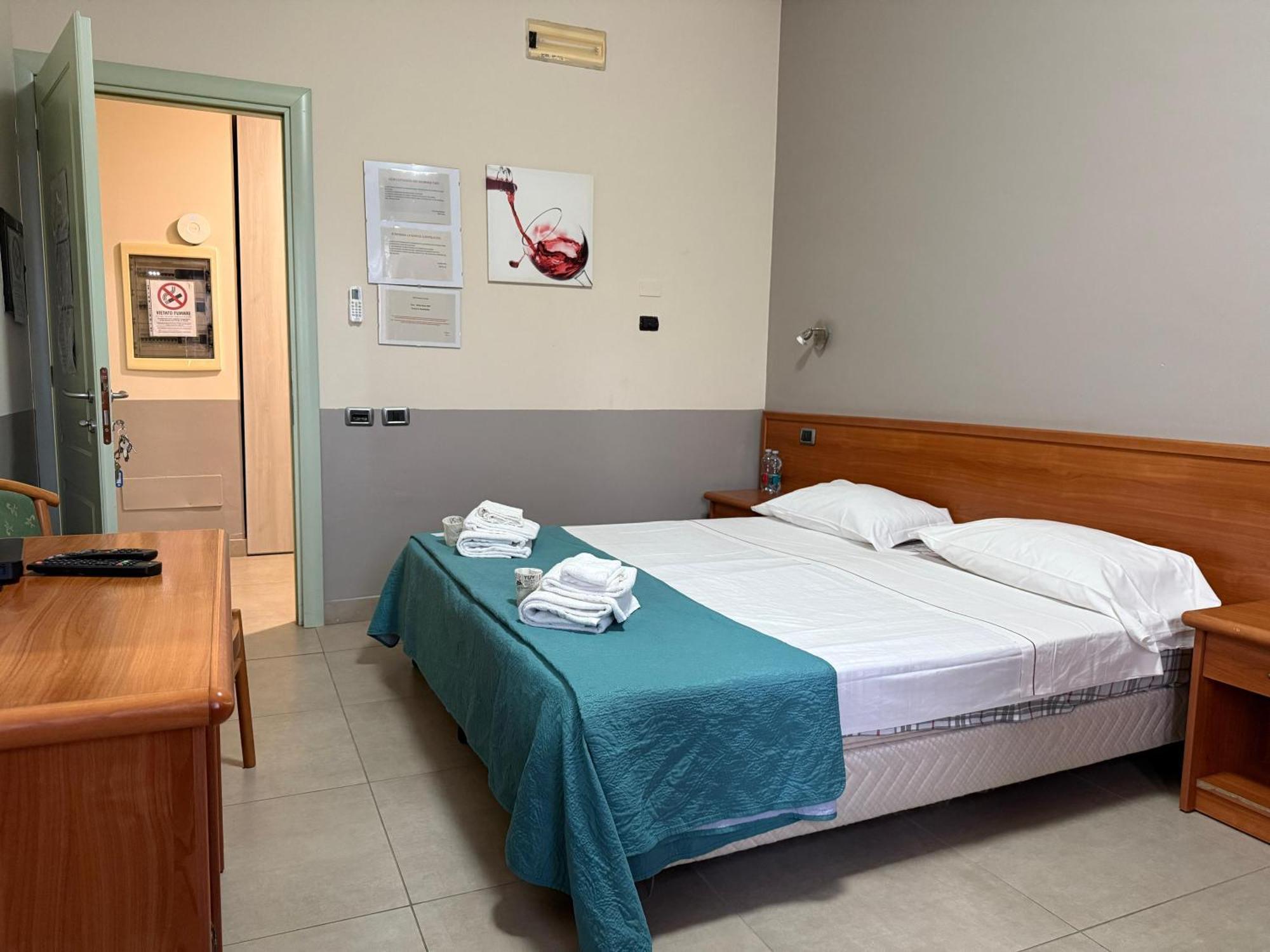 La Gritta Srl Hotel กาสแตล ซาน โจวานนี ภายนอก รูปภาพ