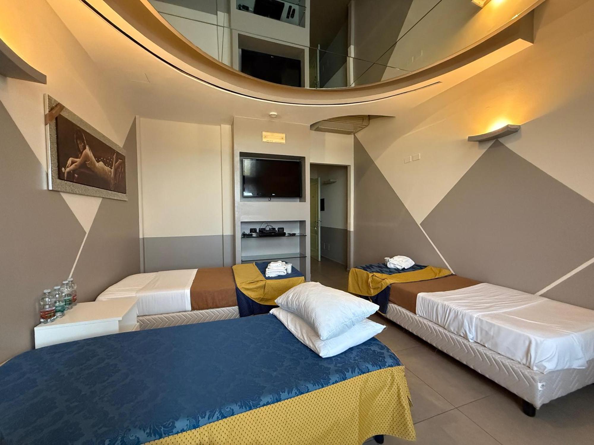 La Gritta Srl Hotel กาสแตล ซาน โจวานนี ภายนอก รูปภาพ